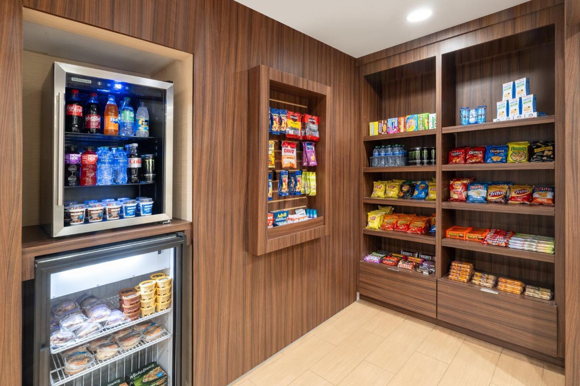 Garner Hotel Gillette South By Ihg Екстериор снимка